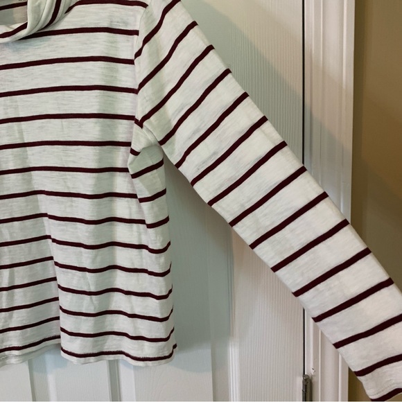 Madewell Whisper Cotton Turtleneck White and Maroon Striped, size M - Picture 8 of 10
